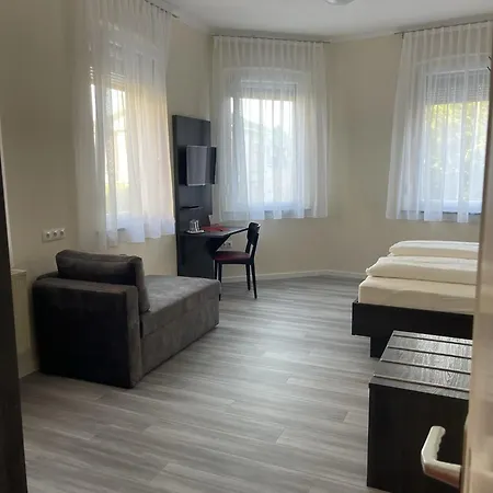 Bed & Breakfast Koenig Humbert 2*