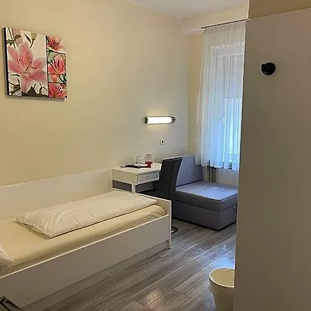 B&B Koenig Humbert 3*